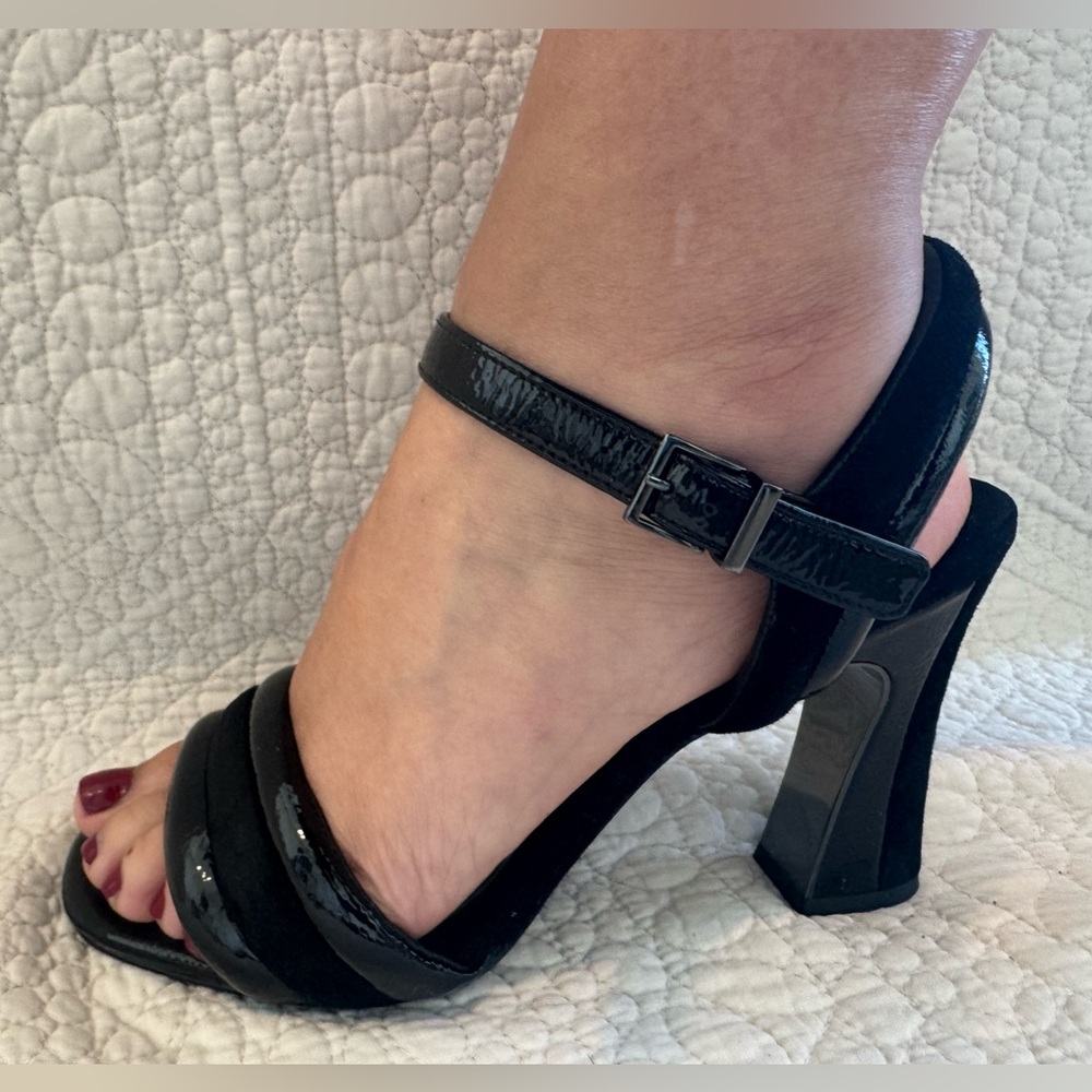 Tory Burch Puffed Up Sandal Size 8
